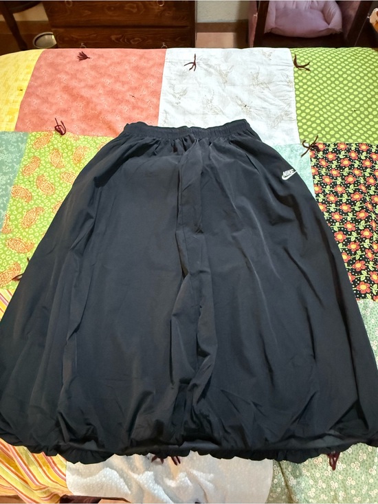 Nike Dresses & Skirts - Nike Black A-Line Athletic Skirt with Elastic Hem